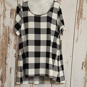 LuLaRoe Classic T Houndstooth Black and White Pattern NWT Size XL